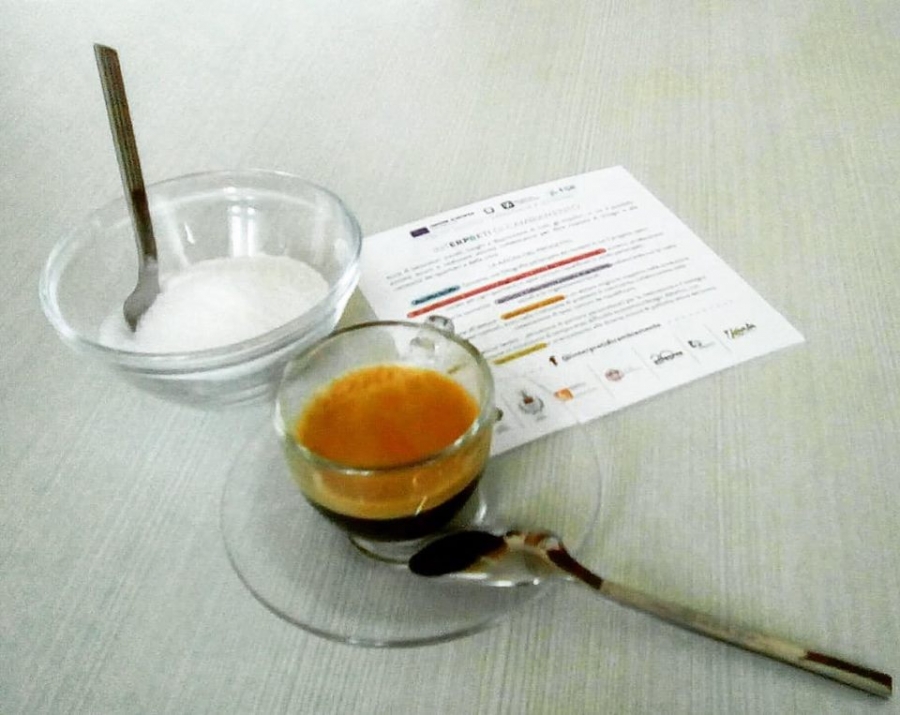 Tè marocchino e caffè italiano per un ascolto condiviso